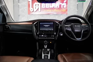 Isuzu MU-X 1.9 Ultimate 2WD 2022 [GEEB]