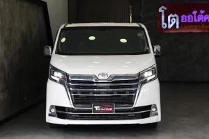 Toyota Majesty 2.8 Grande 2022 [AEEA]