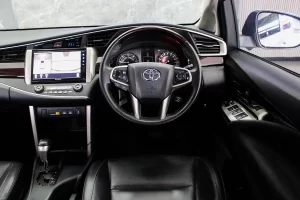 Toyota Innova 2.8 Crysta Premium MNC 2022 [BAJB]