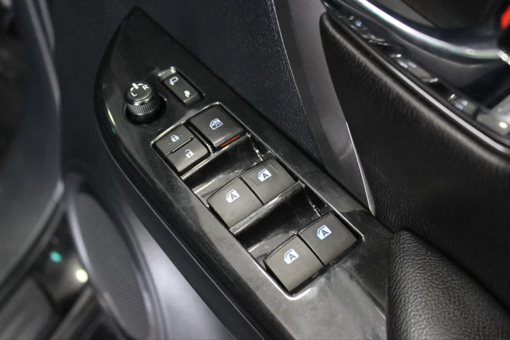 Toyota Fortuner 2.4 V 2WD 2020 [DCJC]