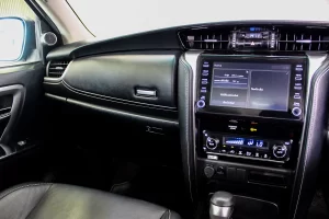 Toyota Fortuner 2.4 V 2WD 2020 [DCJC]