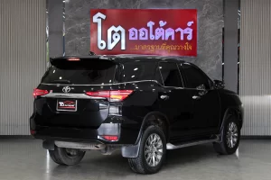 Toyota Fortuner 2.4 V 2WD 2020 [DCJC]