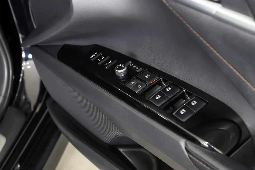 Toyota Camry 2.5 Hybrid Premium 2021 [EJGD]