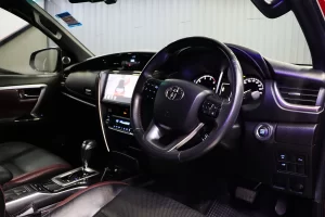 Toyota Fortuner 2.4 Legender 2WD 2022 [CAAA]