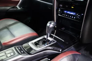 Toyota Fortuner 2.4 Legender 2WD 2022 [CAAA]