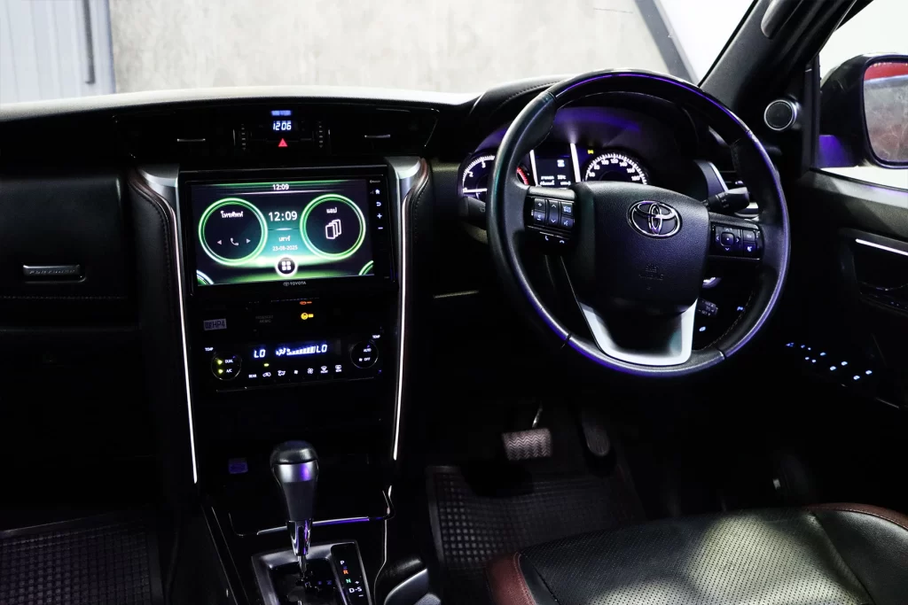 Toyota Fortuner 2.4 Legender 2WD 2022 [CAAA]