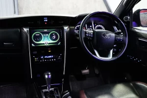 Toyota Fortuner 2.4 Legender 2WD 2022 [CAAA]