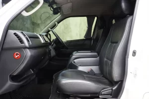 Toyota Ventury 3.0 V MNC 2019 [GGCH]