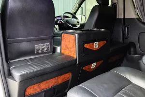 Toyota Ventury 3.0 V MNC 2019 [GGCH]