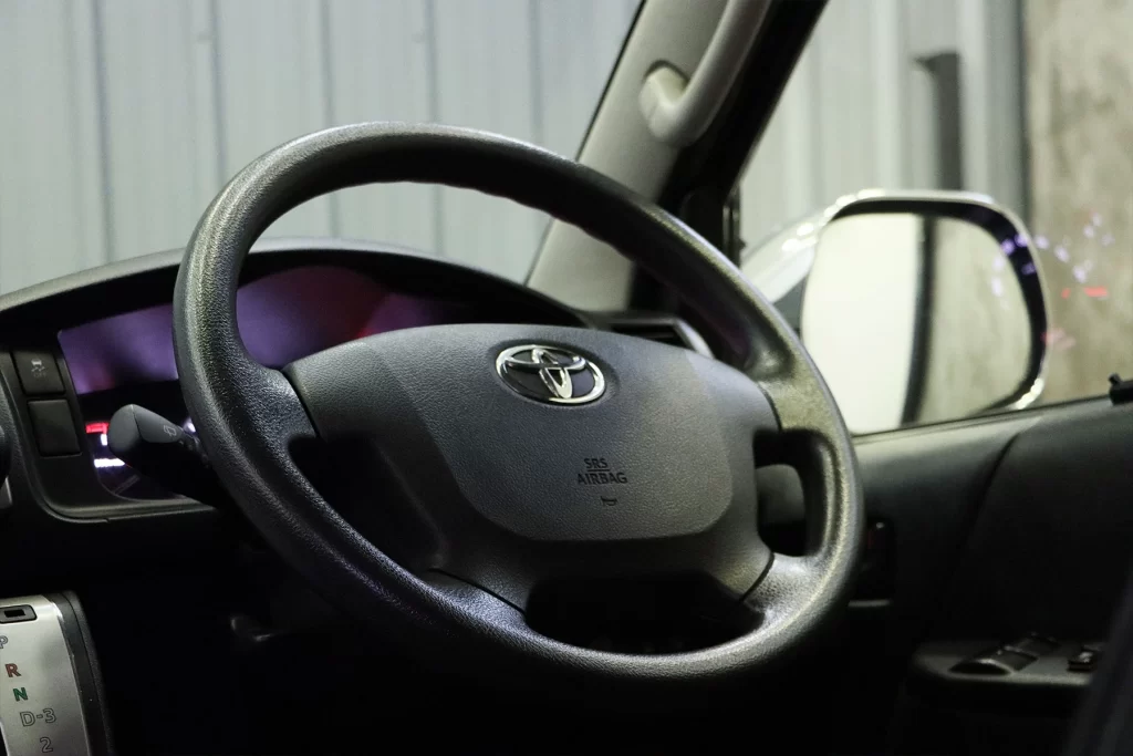 Toyota Ventury 3.0 V MNC 2019 [GGCH]