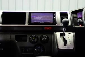 Toyota Ventury 3.0 V MNC 2019 [GGCH]