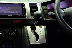 Toyota Ventury 3.0 V MNC 2019 [GGCH]