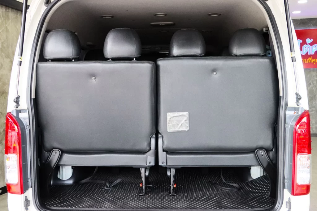 Toyota Ventury 3.0 V MNC 2019 [GGCH]