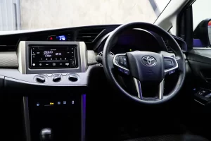Toyota Innova 2.0 Entry MNC 2022 [DAB]