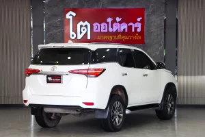 Toyota Fortuner 2.4 V 2WD 2020 [FJCC]