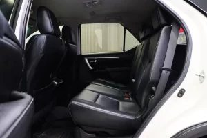 Toyota Fortuner 2.4 V 2WD 2020 [FJCC]