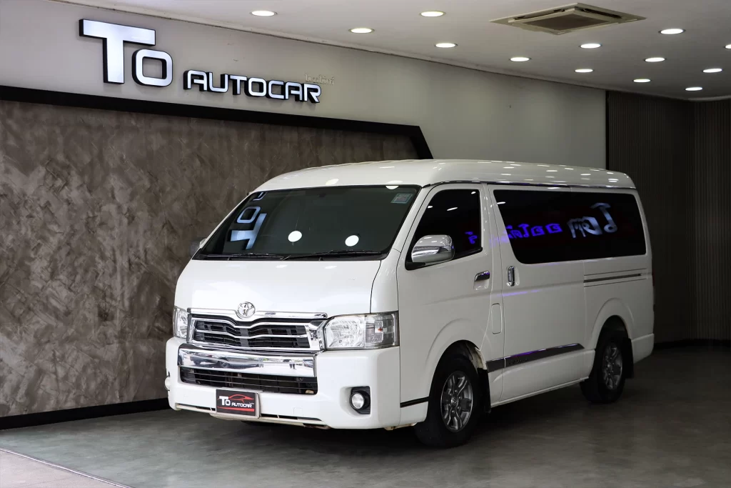 Toyota Ventury 3.0 G 2018 [CDHJ]