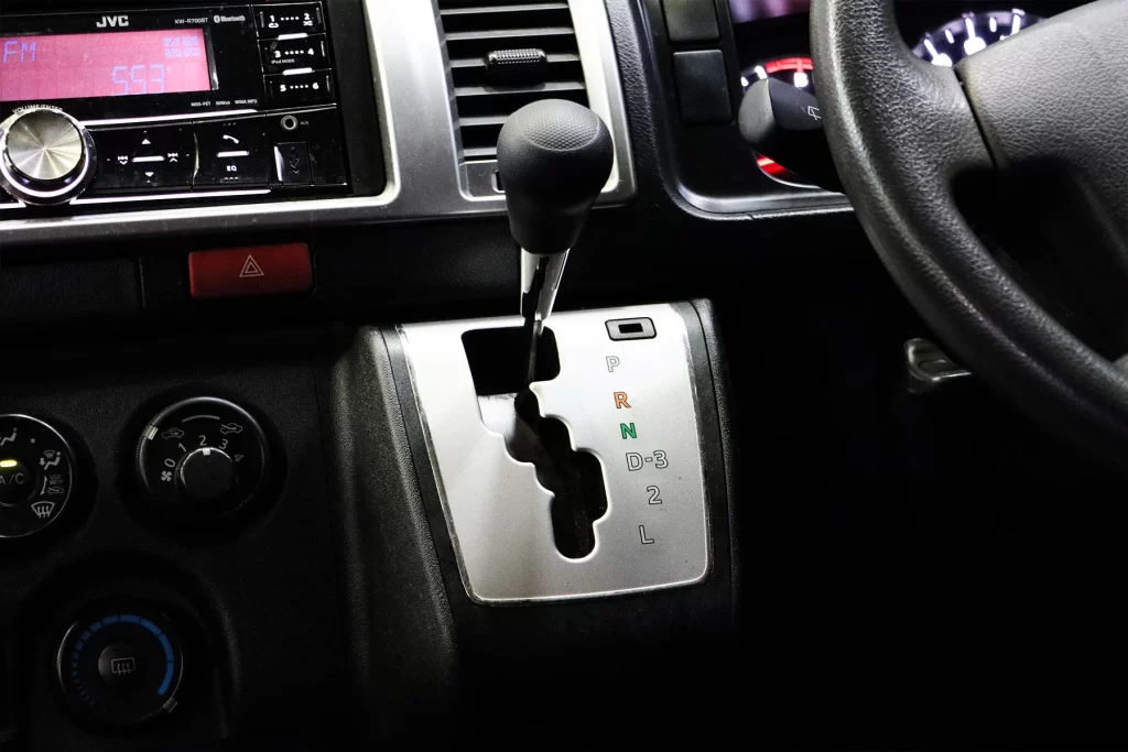 Toyota Ventury 3.0 G 2018 [CDHJ]