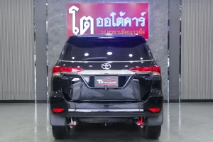 Toyota Fortuner 2.4 Leader V 4WD 2022 [IAFC]