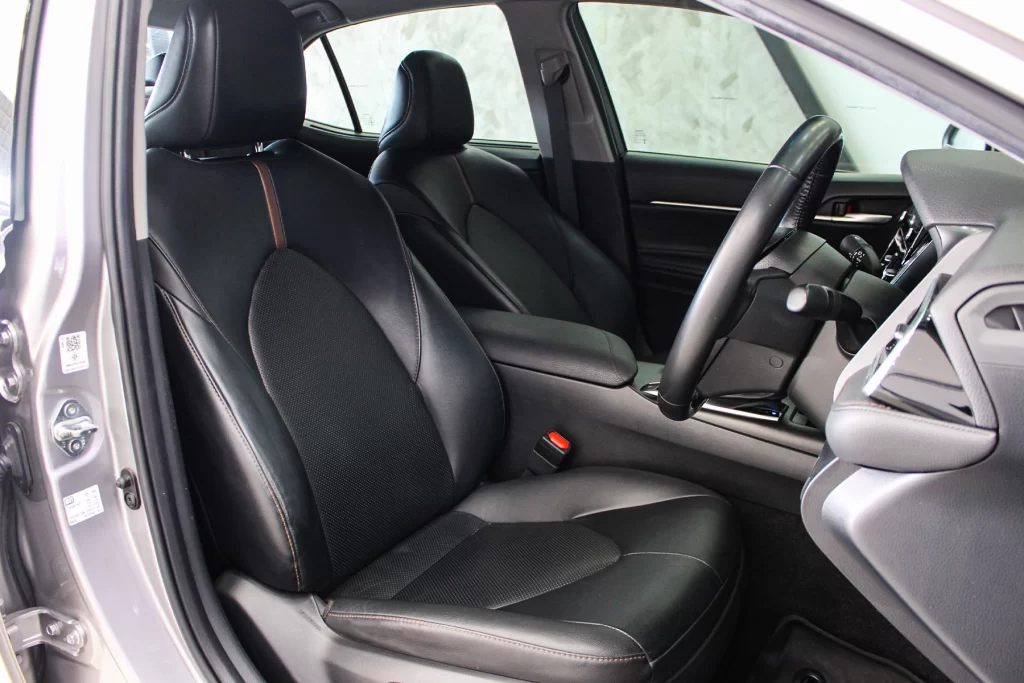 Toyota Camry 2.5 Sport MNC 2022 [BAEB]