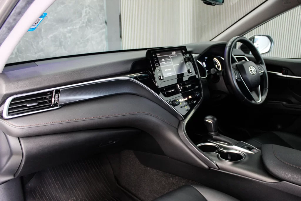 Toyota Camry 2.5 Sport MNC 2022 [BAEB]