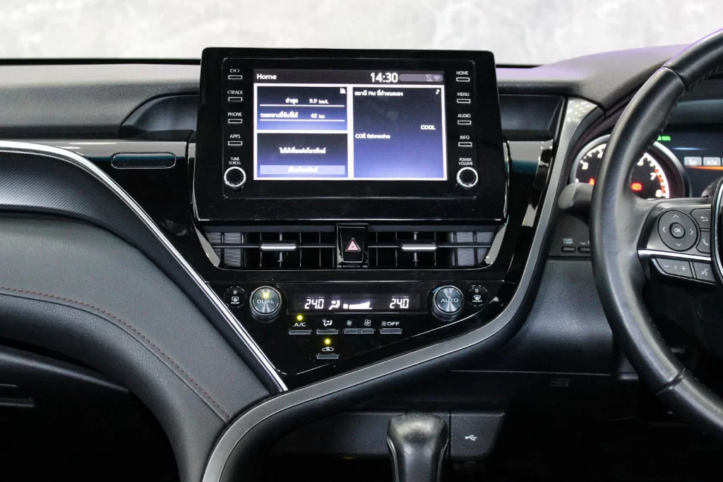 Toyota Camry 2.5 Sport MNC 2022 [BAEB]