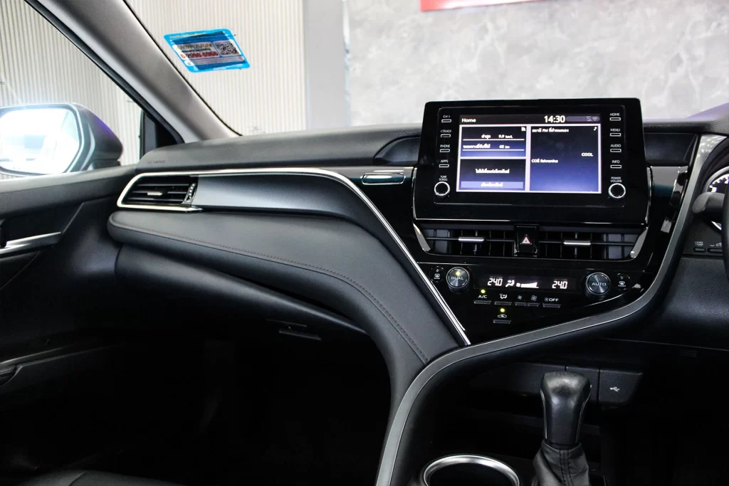 Toyota Camry 2.5 Sport MNC 2022 [BAEB]