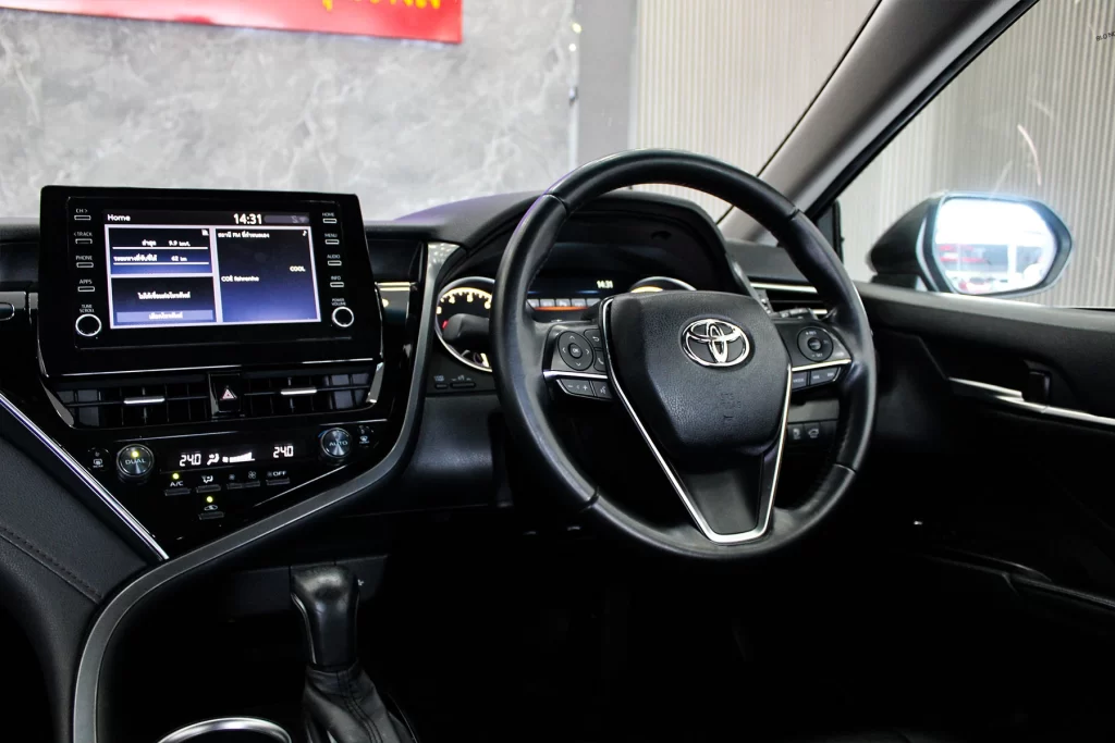 Toyota Camry 2.5 Sport MNC 2022 [BAEB]