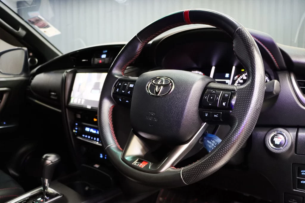 Toyota Fortuner 2.8 GR Sport 4WD 2023 [AFEH]
