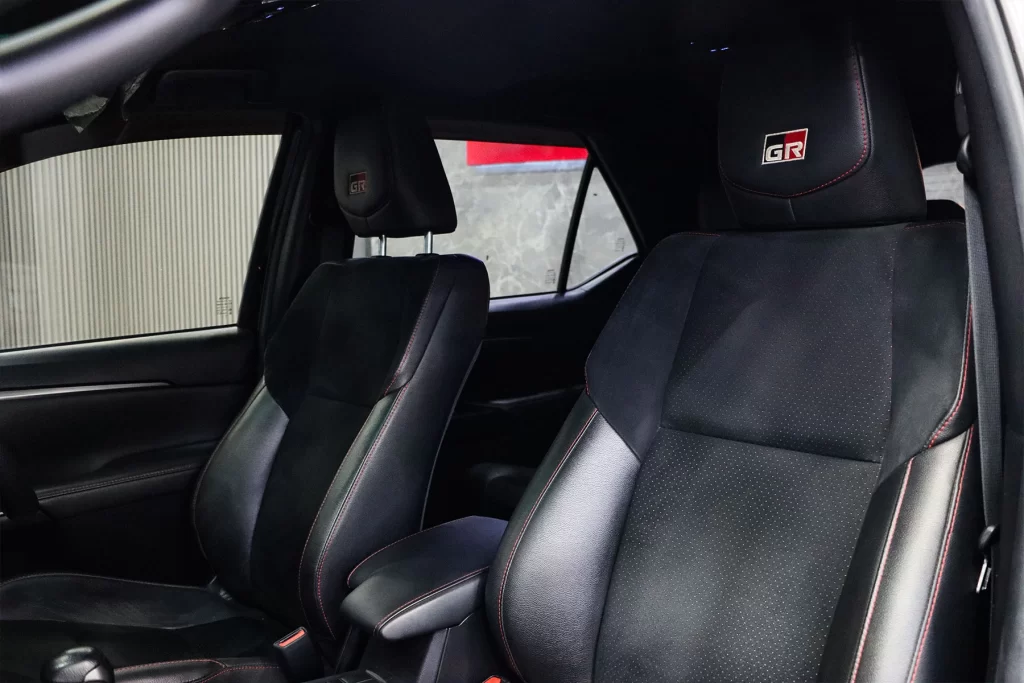 Toyota Fortuner 2.8 GR Sport 4WD 2023 [AFEH]