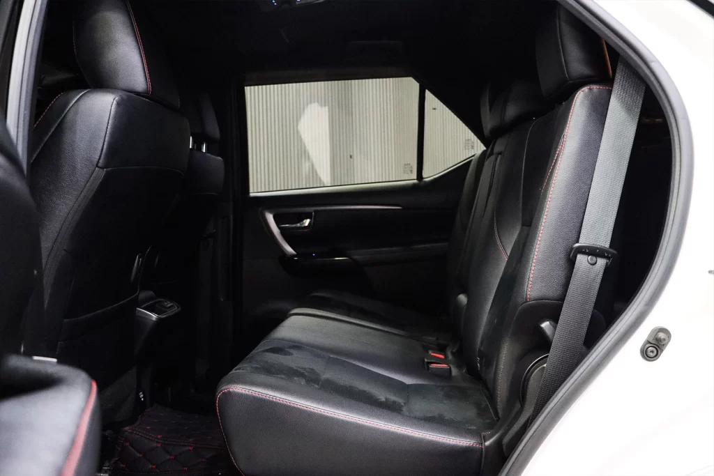 Toyota Fortuner 2.8 GR Sport 4WD 2023 [AFEH]