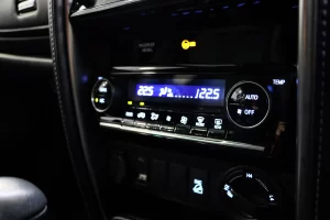 Toyota Fortuner 2.4 V 4WD 2022 [CECA]