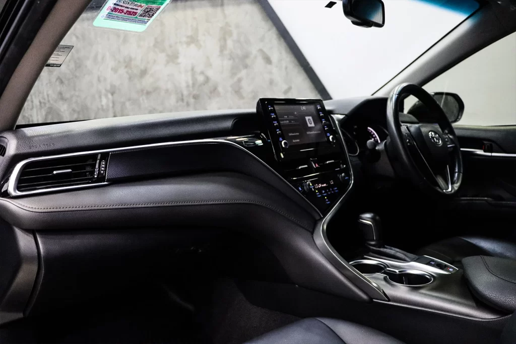 Toyota Camry 2.5 Sport MNC 2022 [GGEA]