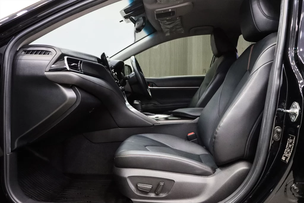 Toyota Camry 2.5 Sport MNC 2022 [GGEA]