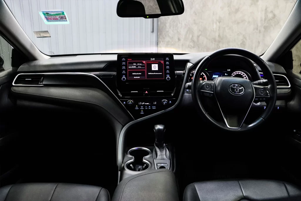 Toyota Camry 2.5 Sport MNC 2022 [GGEA]