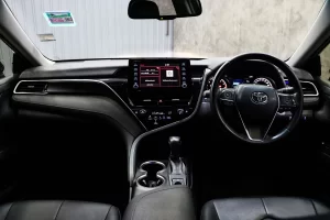 Toyota Camry 2.5 Sport MNC 2022 [GGEA]