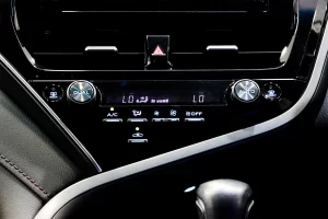 Toyota Camry 2.5 Sport MNC 2022 [GGEA]