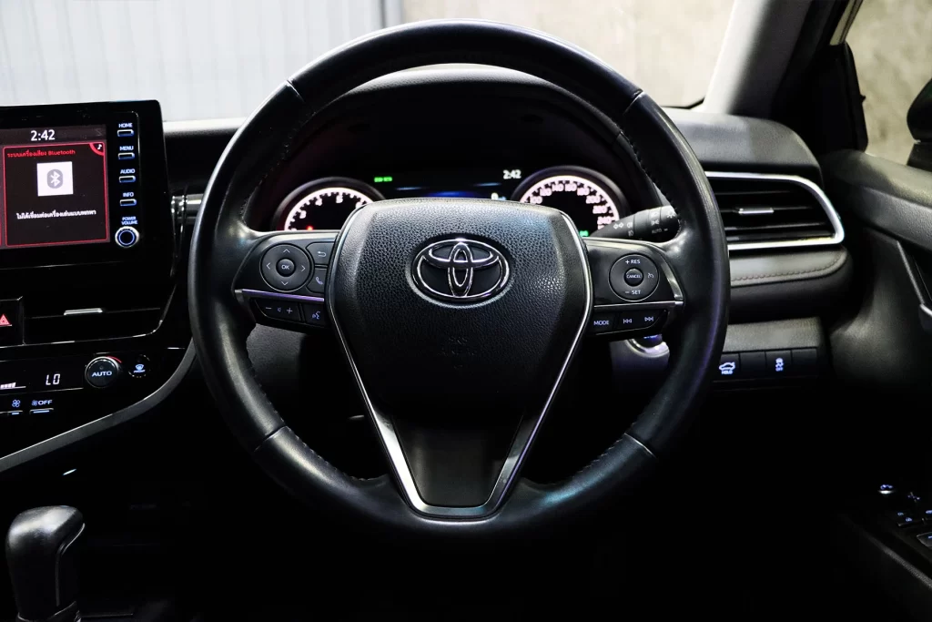 Toyota Camry 2.5 Sport MNC 2022 [GGEA]