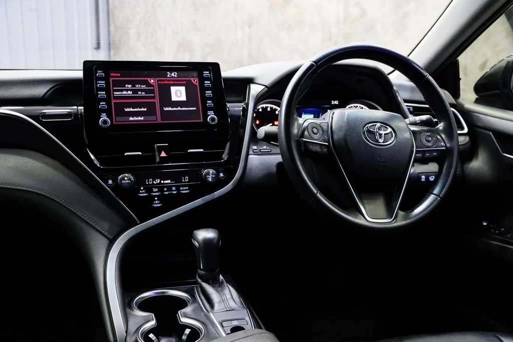 Toyota Camry 2.5 Sport MNC 2022 [GGEA]