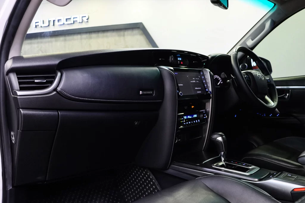 Toyota Fortuner 2.4 V 2WD 2022 [DCBD]