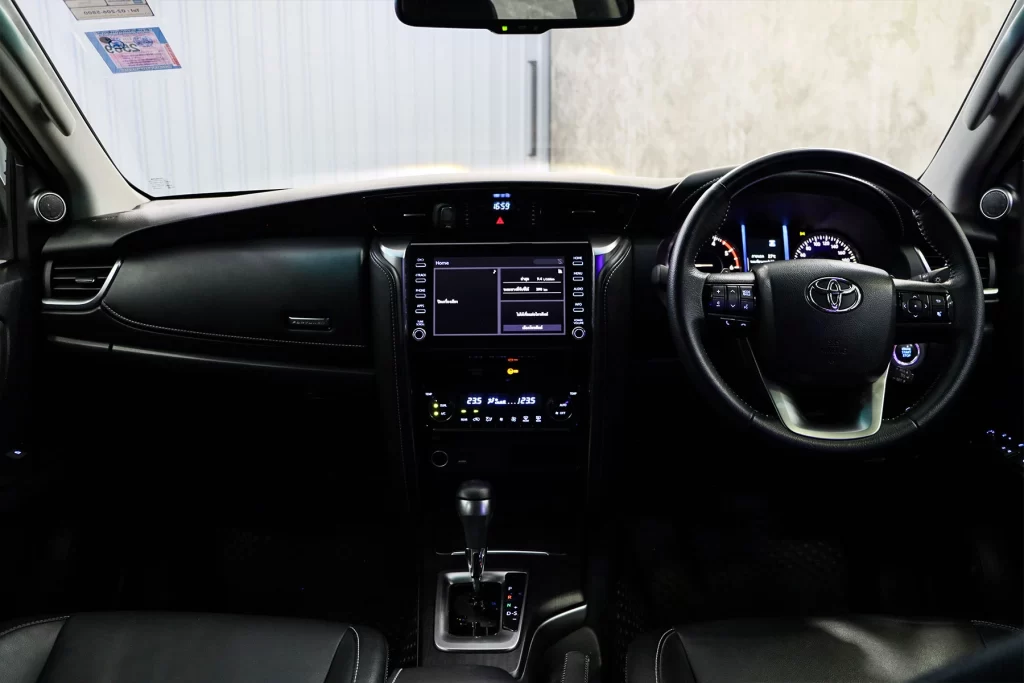 Toyota Fortuner 2.4 V 2WD 2022 [DCBD]