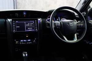 Toyota Fortuner 2.4 V 2WD 2022 [DCBD]