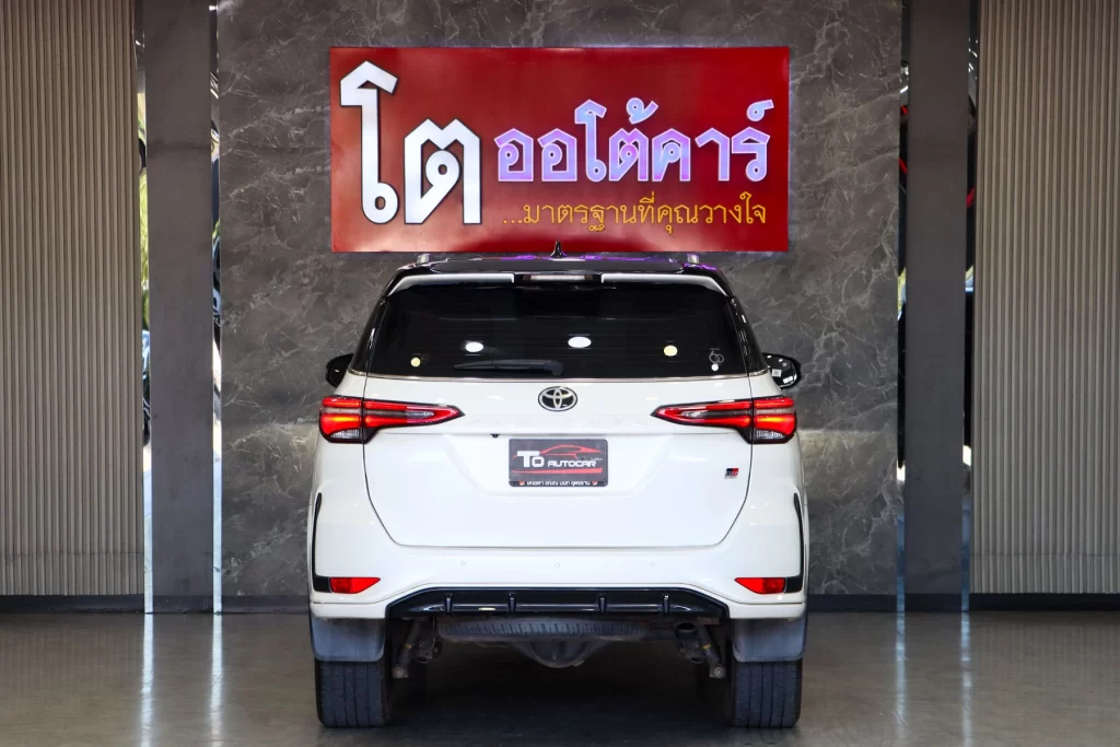 Toyota Fortuner 2.8 GR Sport 4WD 2022 [GGEB]