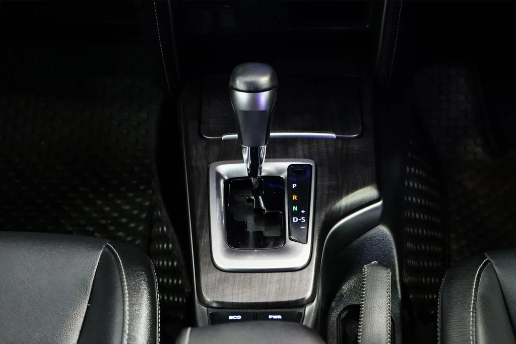 Toyota FORTUNER 2.4 V 2WD 2022 [DCAD]