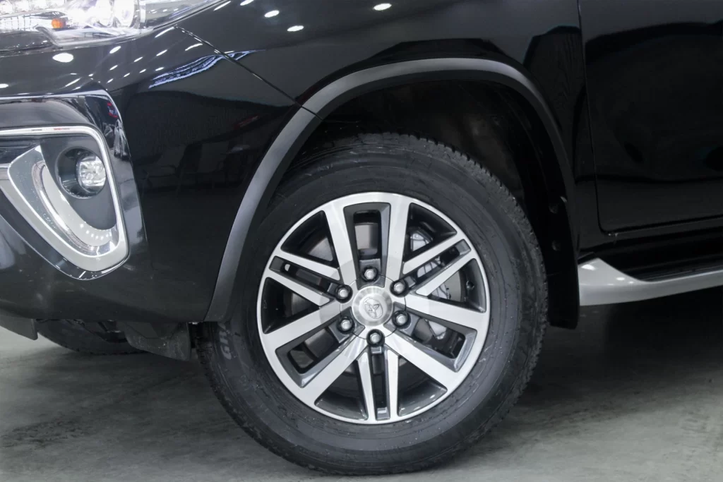 Toyota Fortuner 2.4 Leader V 4WD 2022 [IAFC]