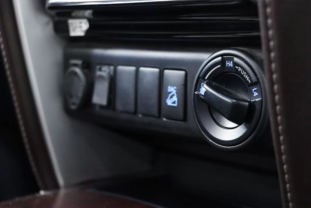 Toyota Fortuner 2.4 V 4WD MNC 2019 [AFCI]
