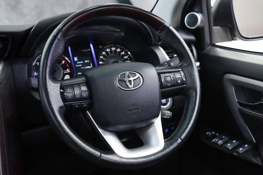 Toyota Fortuner 2.4 V 4WD MNC 2019 [AFCI]