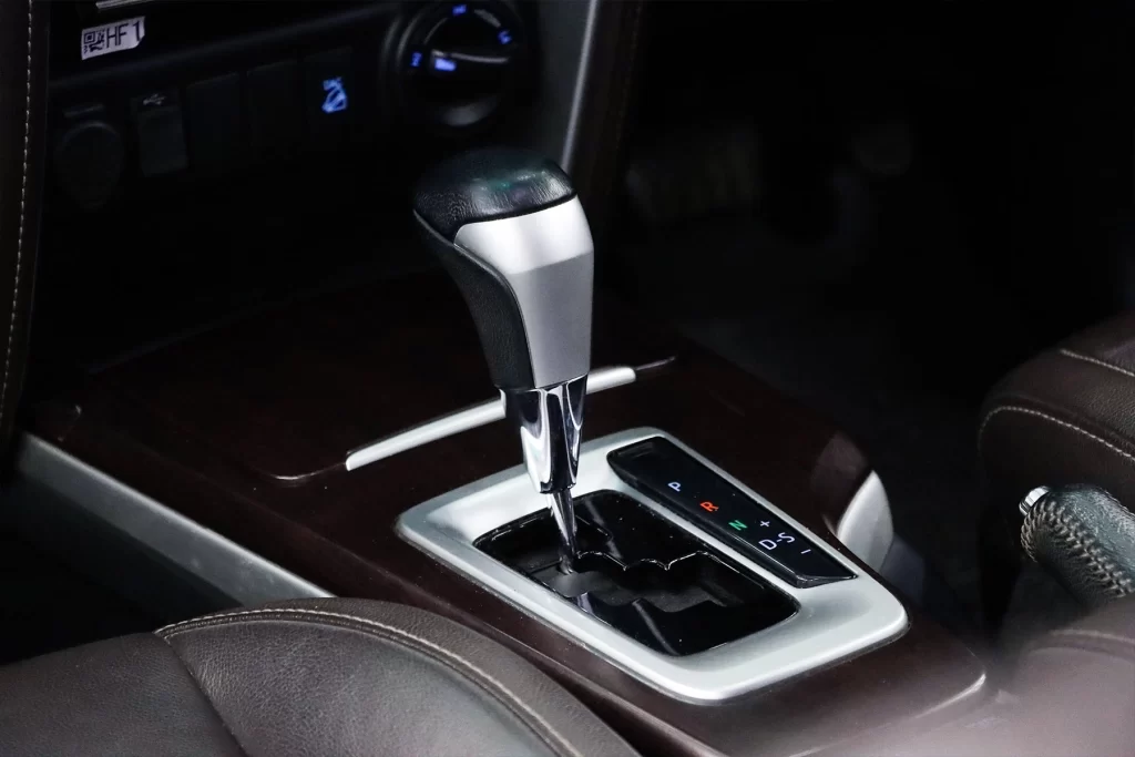 Toyota Fortuner 2.4 V 4WD MNC 2019 [AFCI]