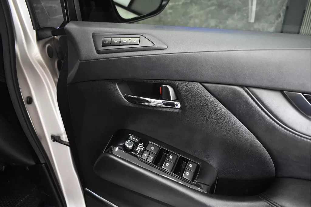 Toyota VELLFIRE 2.5 V MNC 2021 [EGJI]