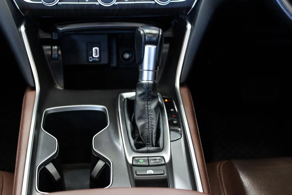 Honda ACCORD 2.0 E:HEV TECH MNC 2022 [AEGF]